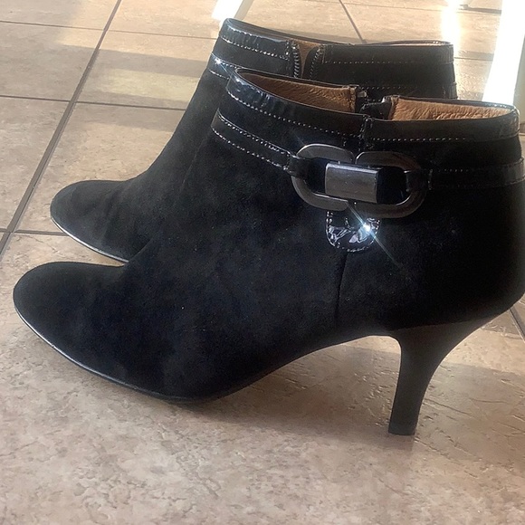 Black bootie - Picture 9 of 11